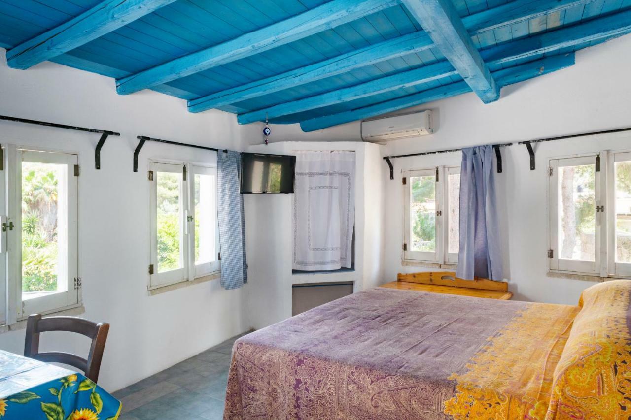 Casa Vacanze Capurre "Trulli E Pajare A Due Passi Dal Pizzo" Gallipoli Zewnętrze zdjęcie